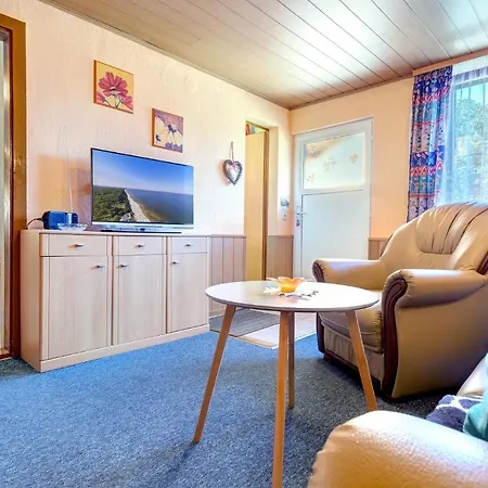 Ferienwohnung Am Kamp App. 2 Apartment Ulrichshorst